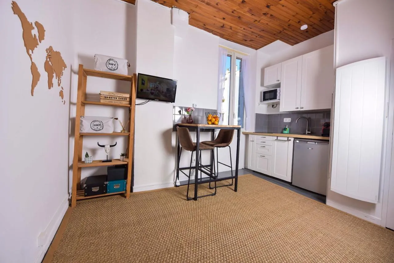 Aux Pieds De La Bonne Mere - Centre - Wifi Marseille Apartment